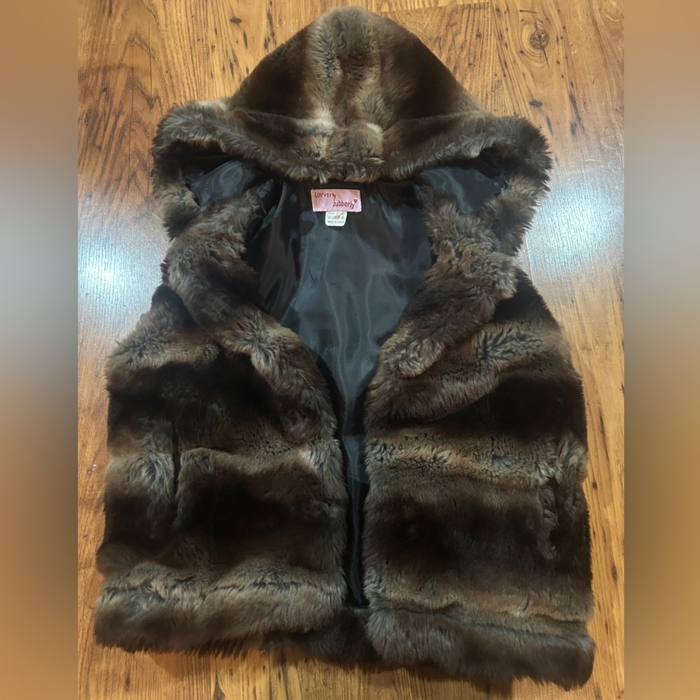 Vintage Style Faux Fur Hooded Vest - Brown